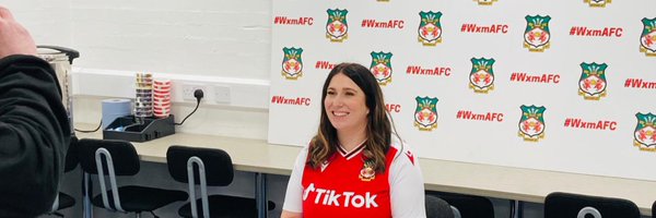 LowriDwd Profile Banner