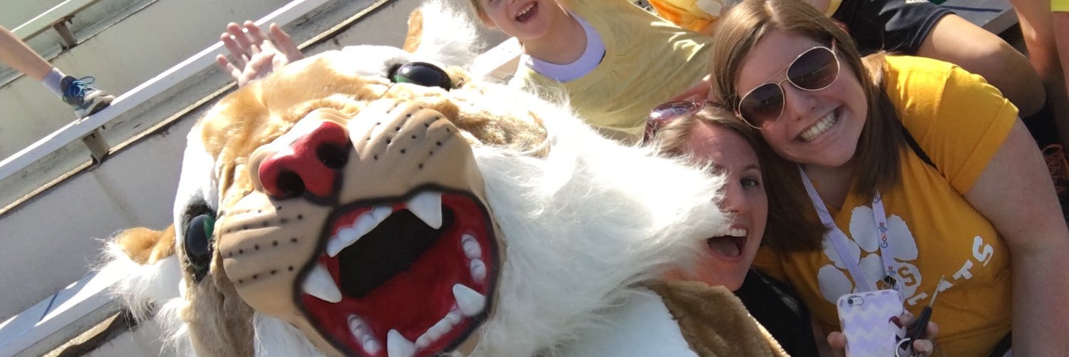 MrsLoss108's profile banner image