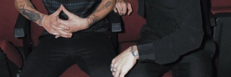 how did deb get here, ᵒᶜᵃˢᶦᵒⁿᵃˡˡʸ໑̣ banner