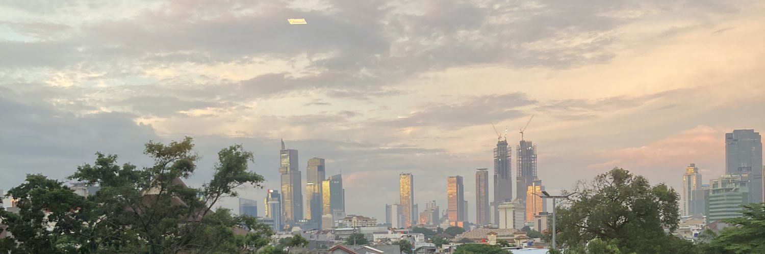 fizwzy's profile banner image