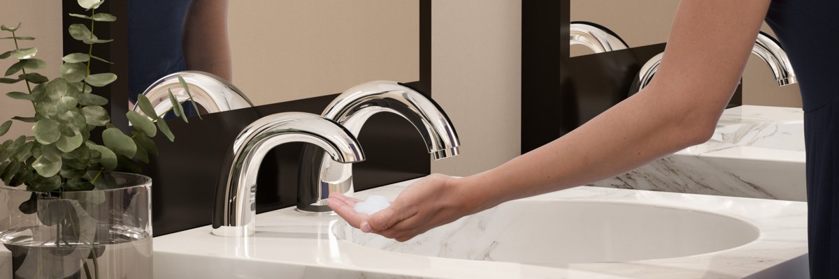 RubbermaidCommercial banner