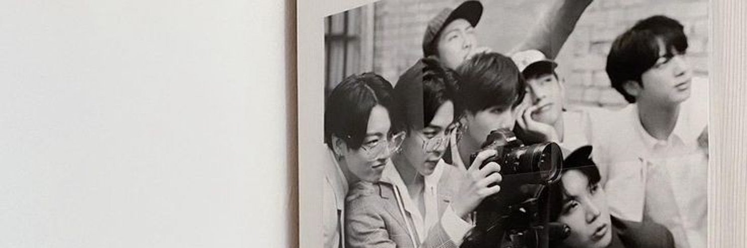 amomsfics's profile banner image