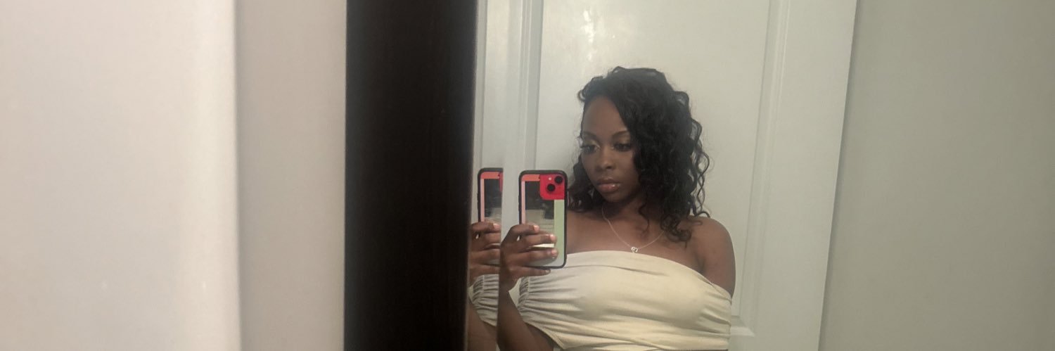 ericabih's profile banner image