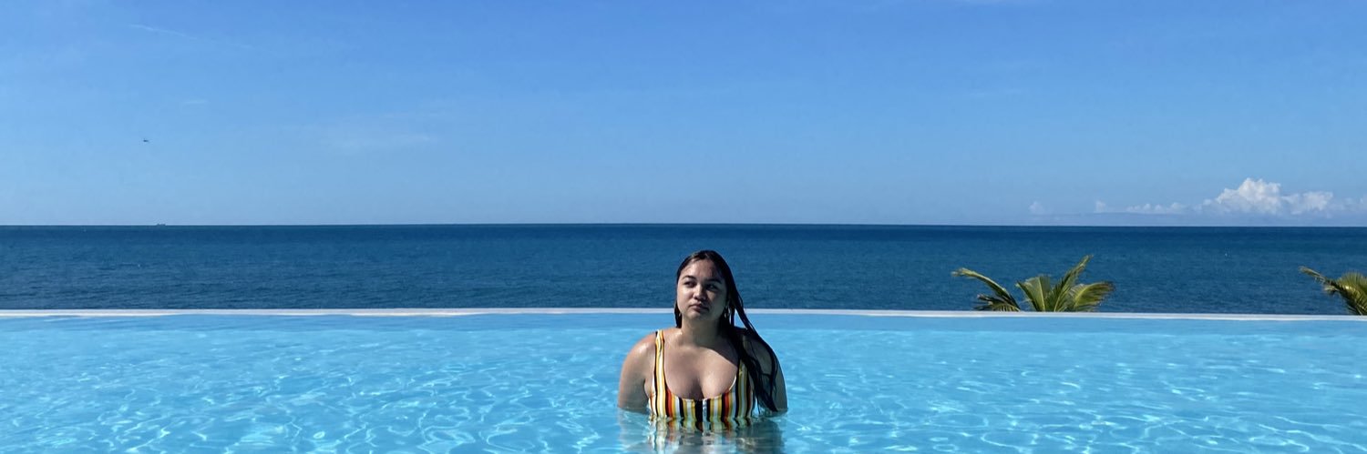 khloervr's profile banner image