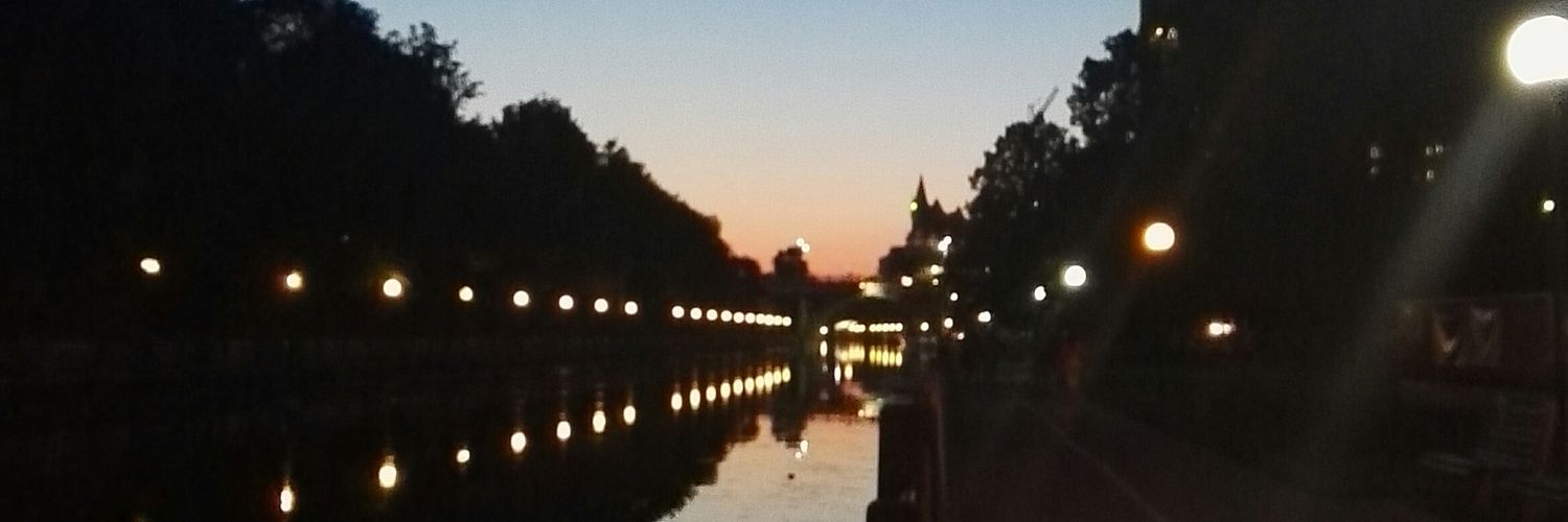 papardom's profile banner image