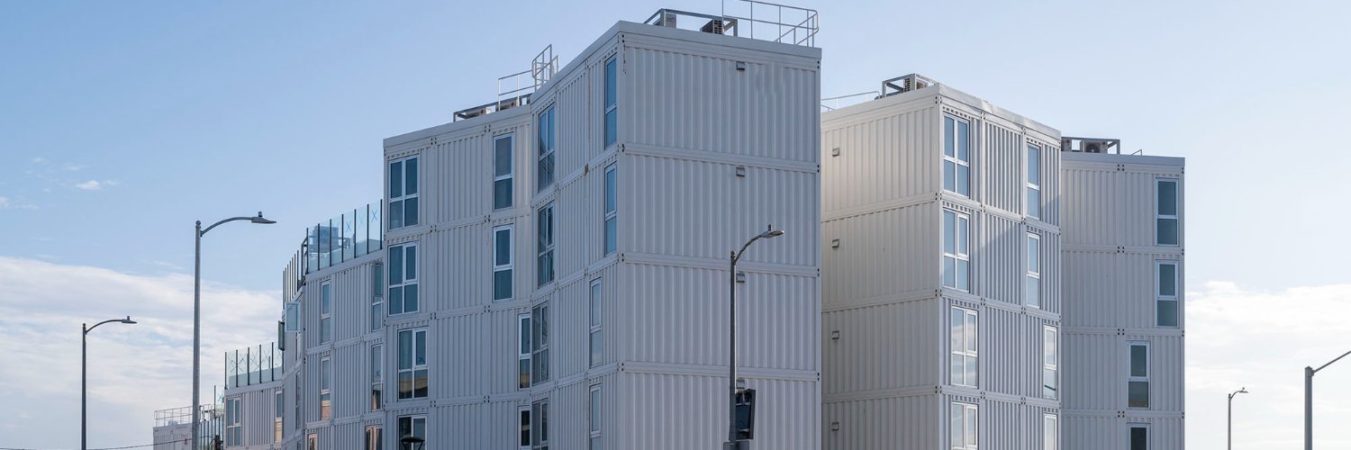 Giant Containers banner