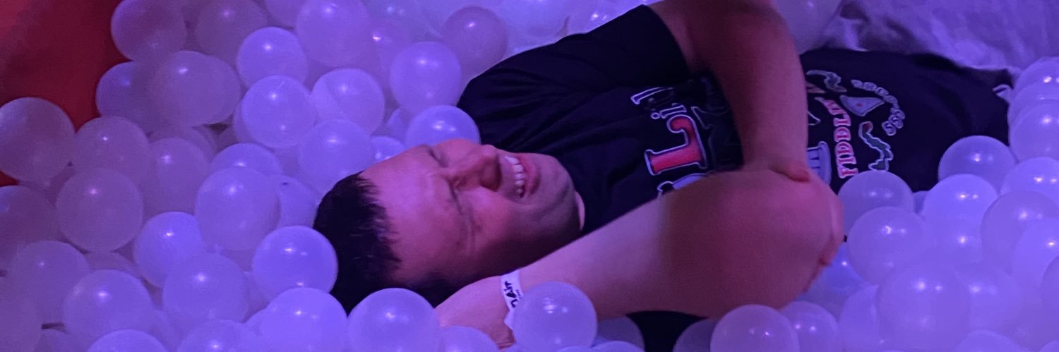 TTansling's profile banner image