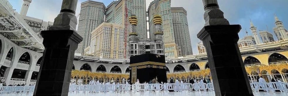 ra_fahnoor's profile banner image