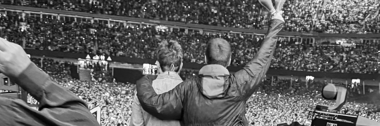 𝙖𝙬𝙖𝙮 banner