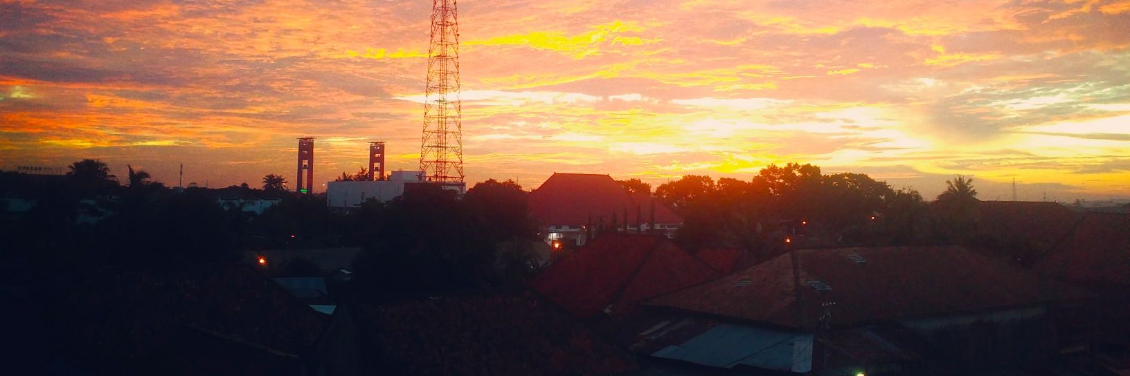 kelana nangcik banner