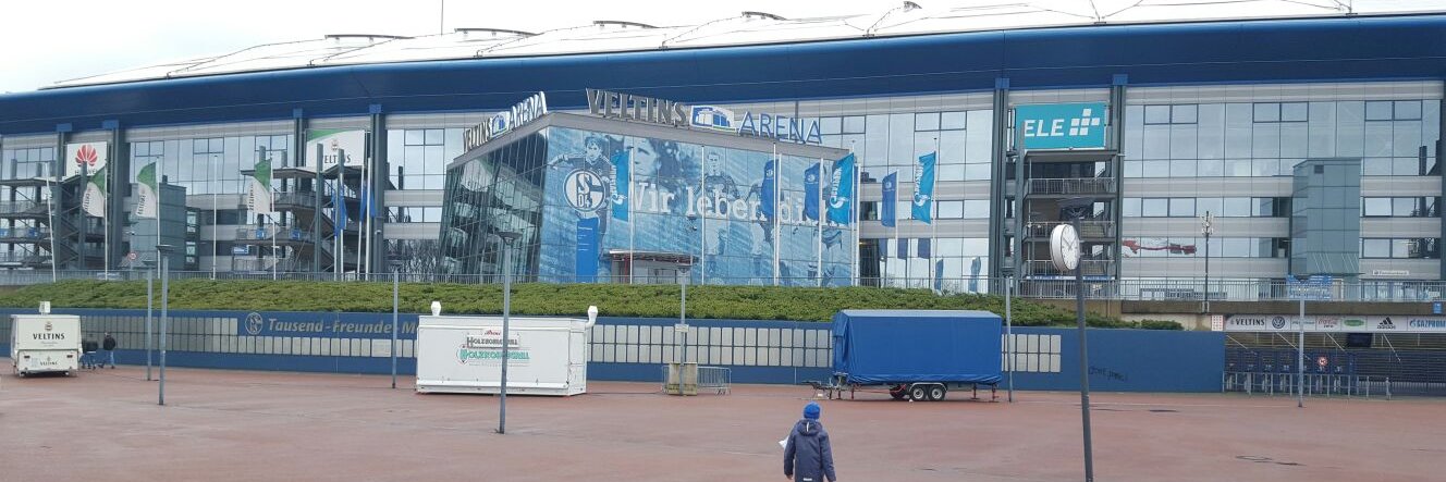 phil.lx 💙🤍 banner