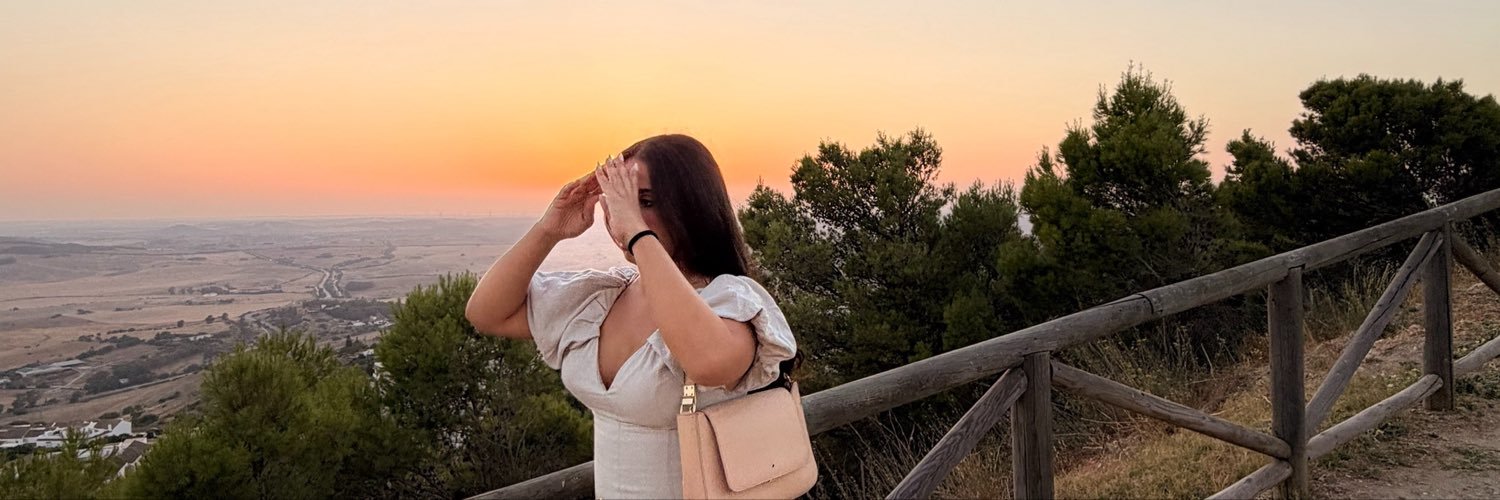 MaribelLoriente's profile banner image