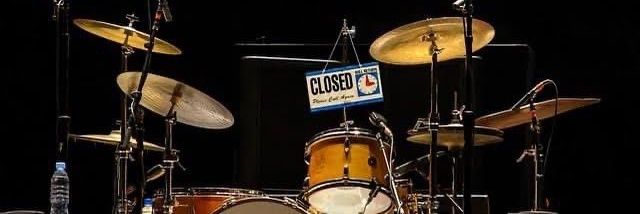 D J 🎼💙's banner