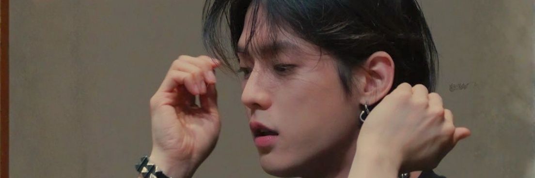 am1nlee's profile banner image