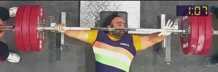 Rahelu_Rajinder's profile banner image
