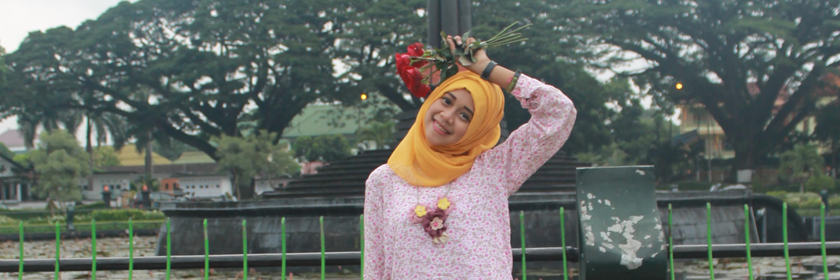 PutriAyu_IntanP's profile banner image
