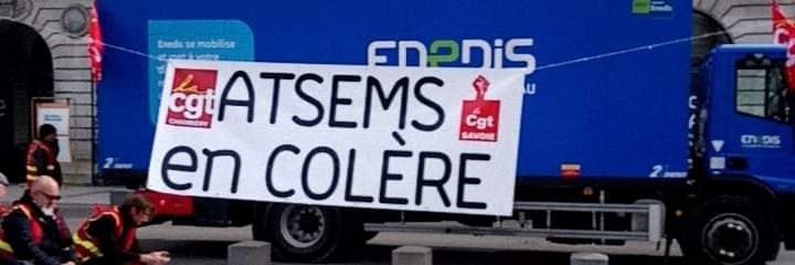 Amandine 🚸 banner