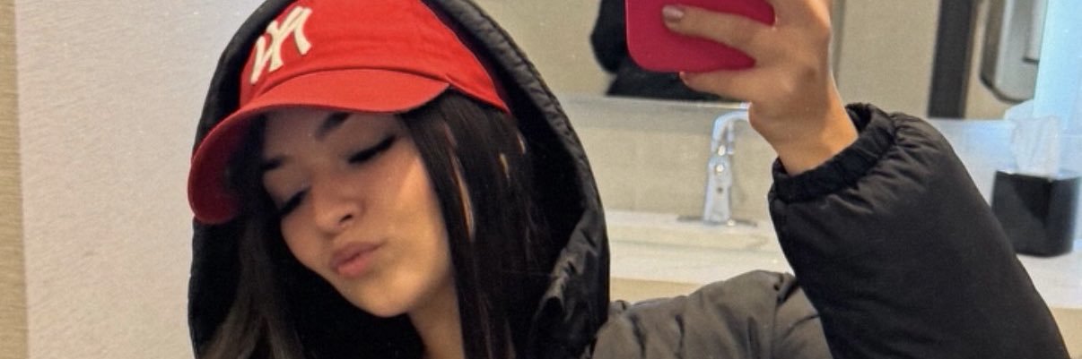 DeilynRolon's profile banner image