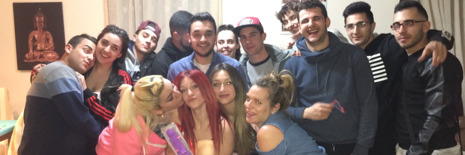 MariaMenedez's profile banner image