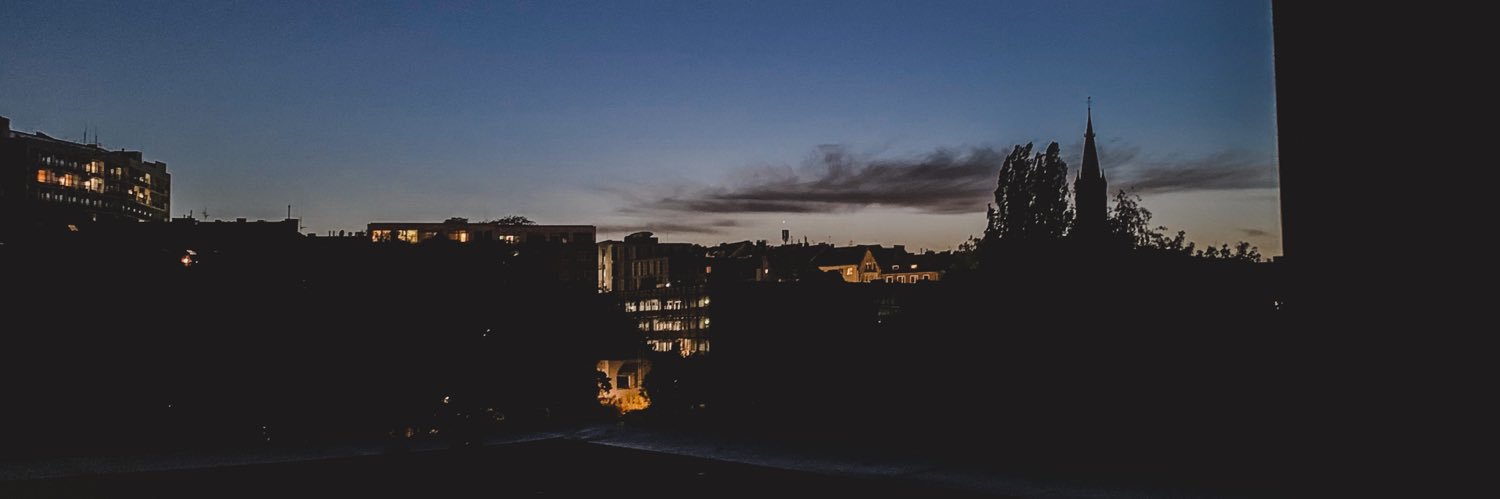plainwhitewalls's profile banner image