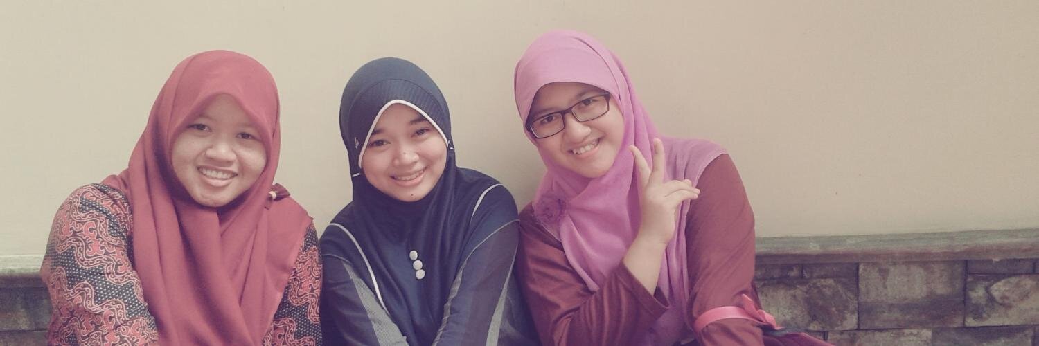 @fitriasaccharina banner