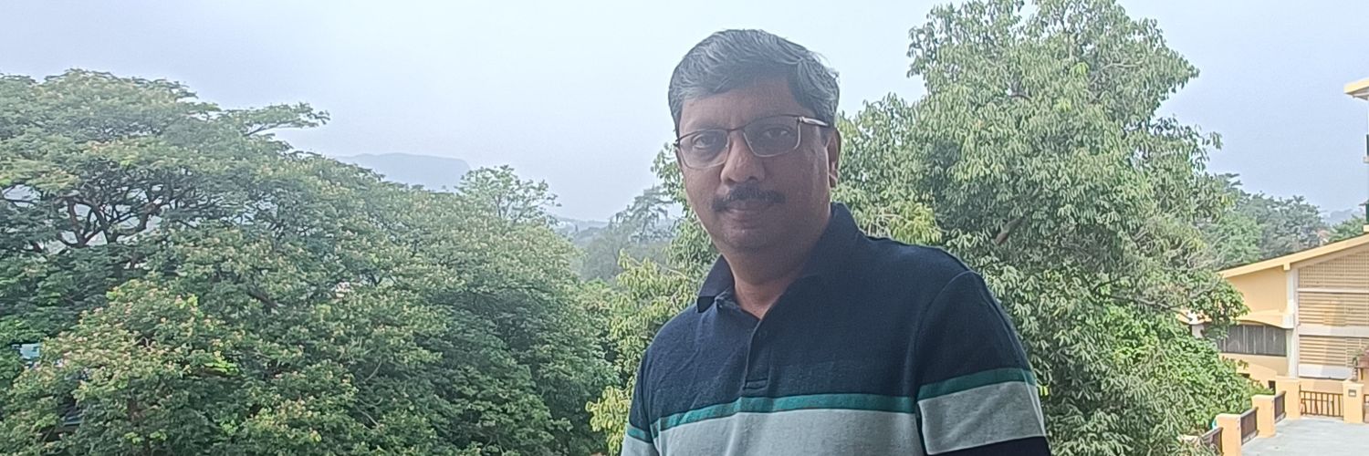 makyapar's profile banner image