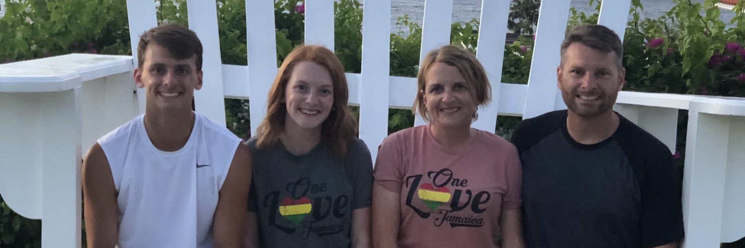 AmandaHVance's profile banner image