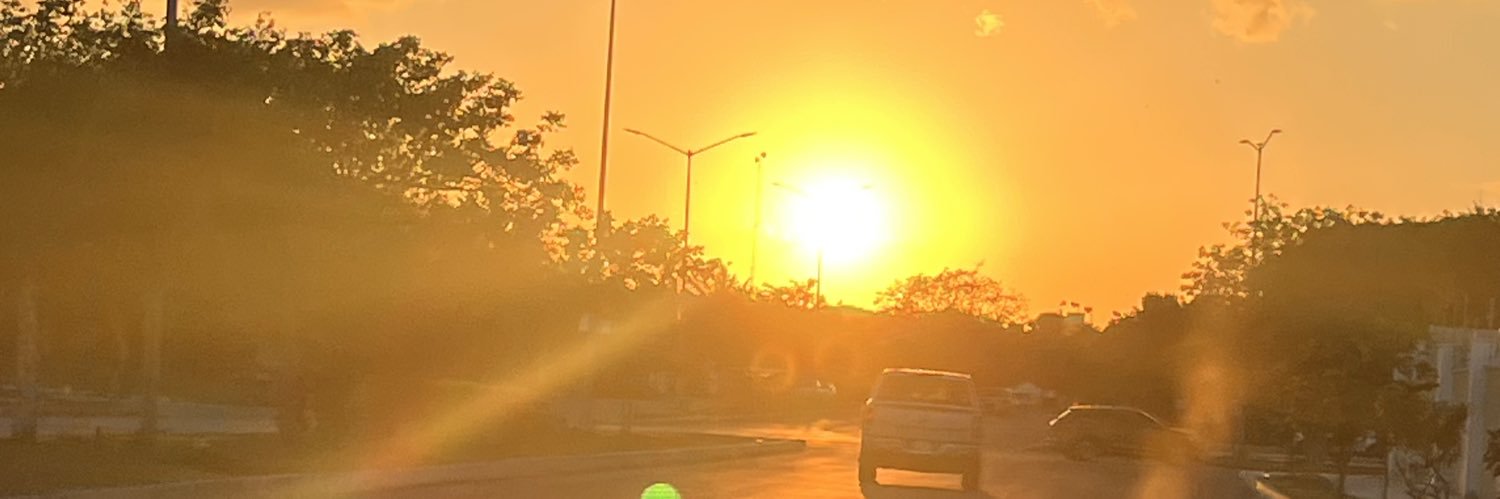Eduardo Martínez banner
