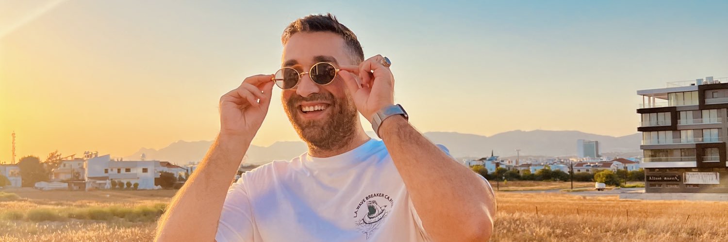 R_1ZA's profile banner image