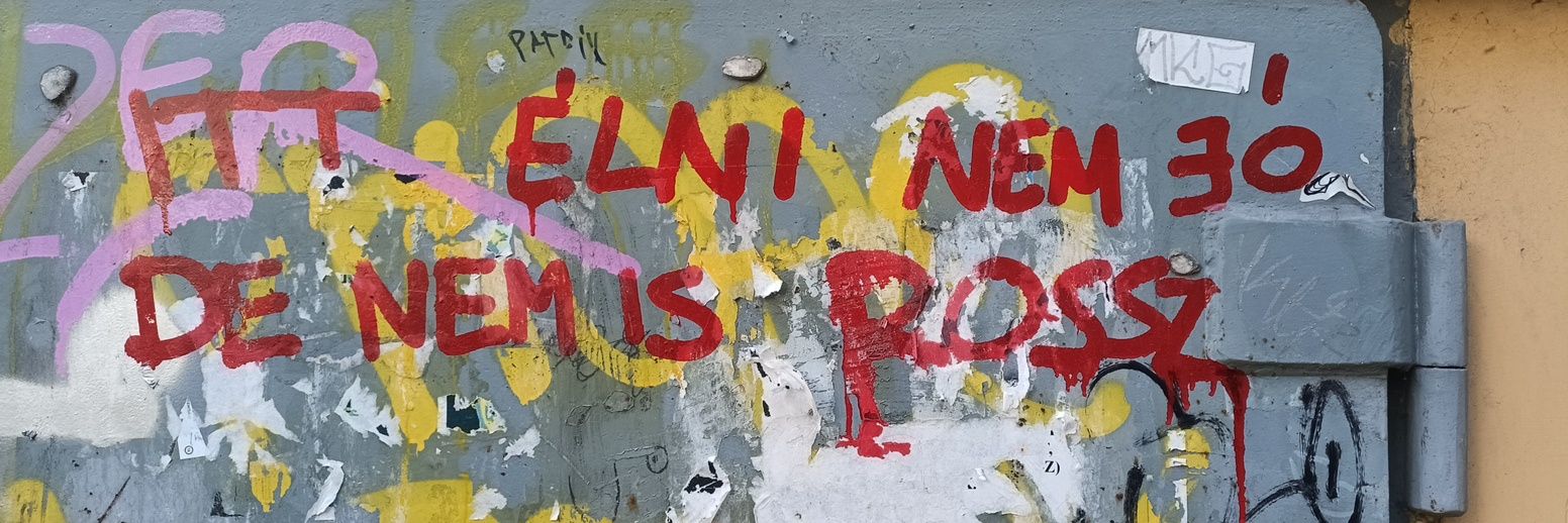 Agyaszült Esztelen banner