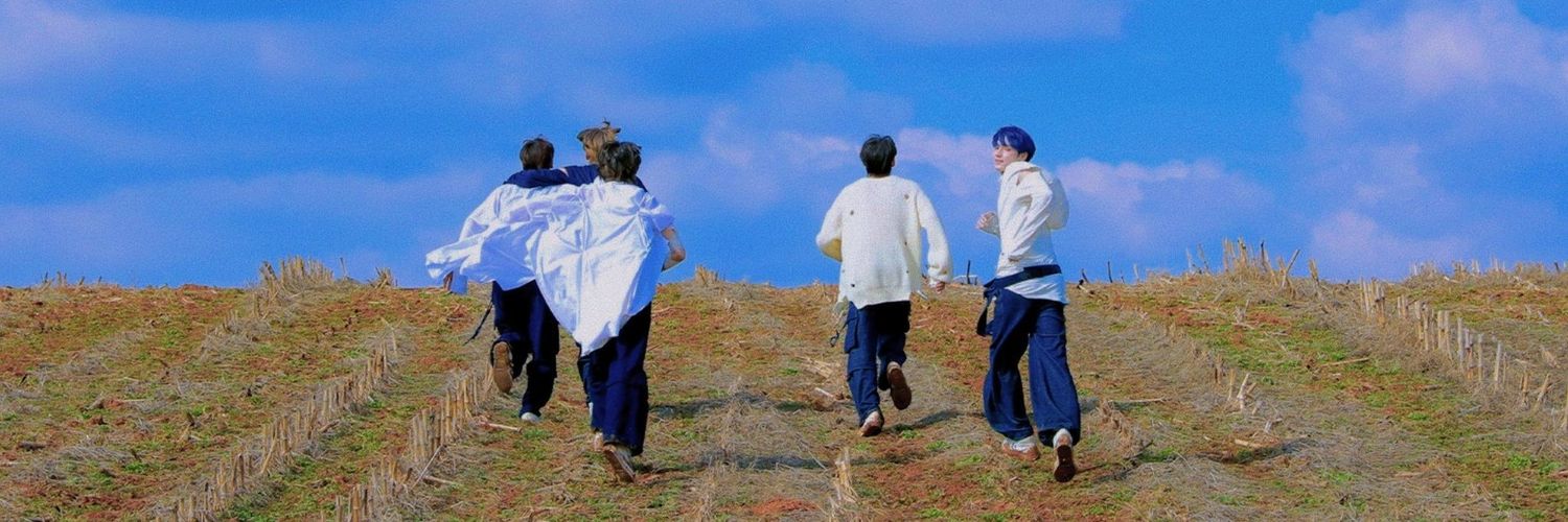 holly 🌱 banner