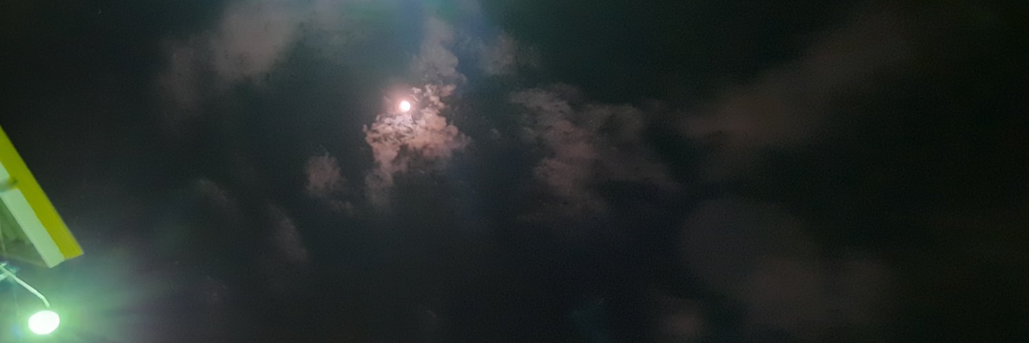 DekysW's profile banner image