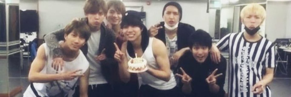 H___llO's profile banner image