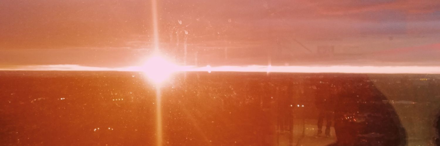 VanCesAq's profile banner image