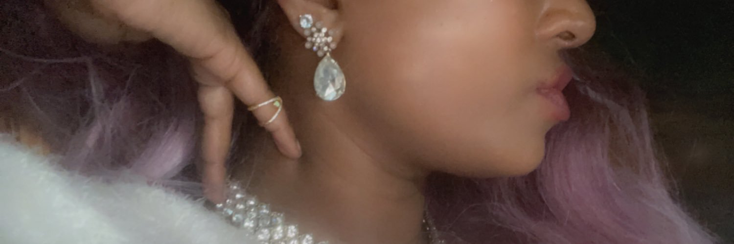 beezus. banner