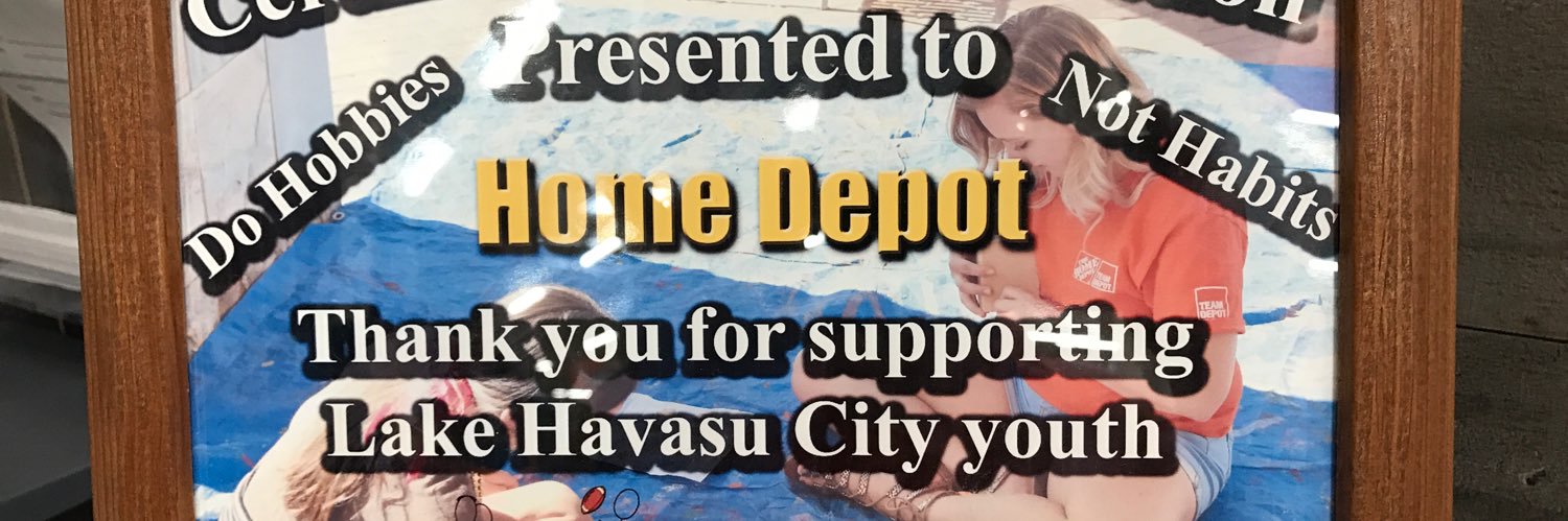 Rebecca Saunders banner