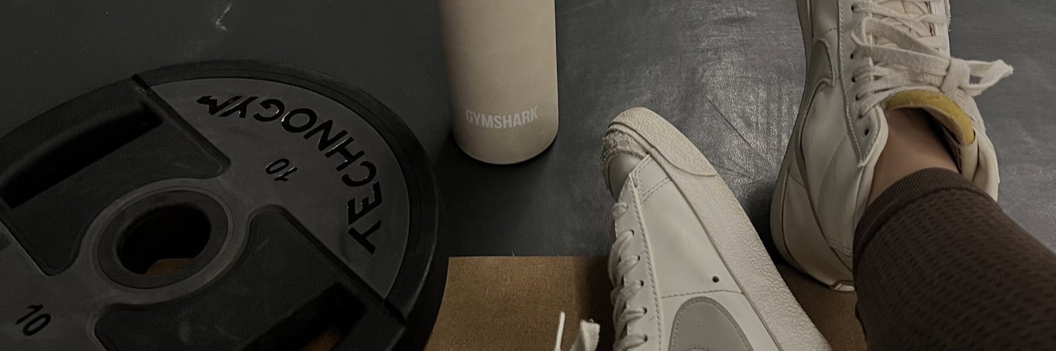 faraah_e's profile banner image