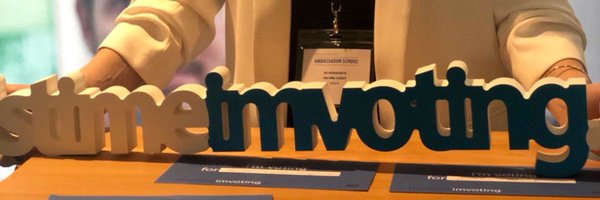 DervillaCasey Profile Banner