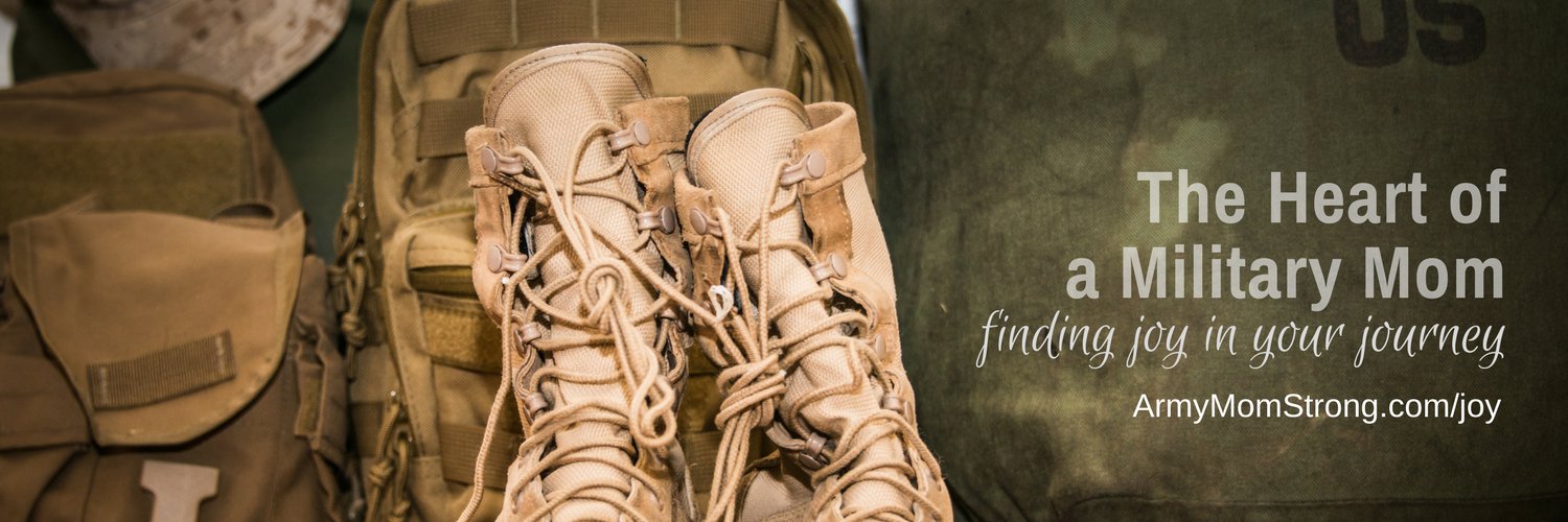 Army Mom Strong banner