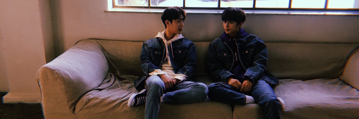 madgalz's profile banner image