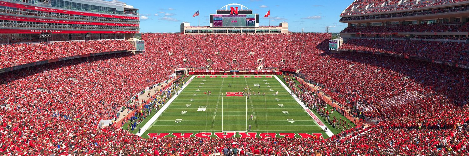 Patrick Conner🌽☠️🎈🏈 banner