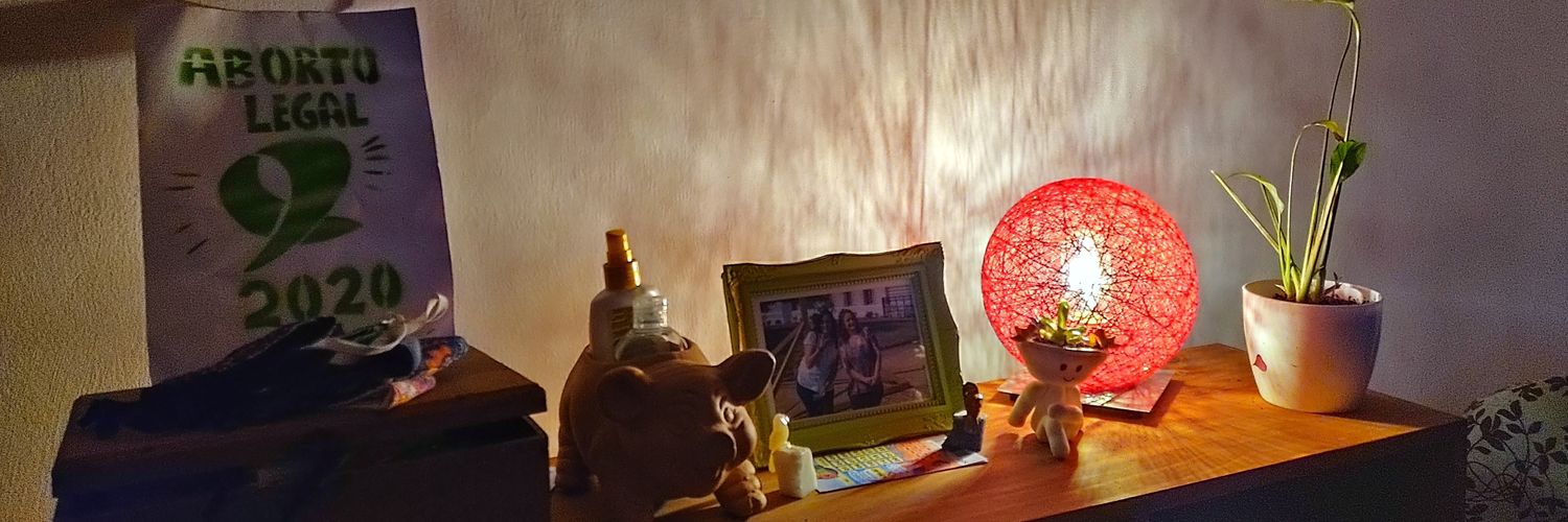 noemarone's profile banner image