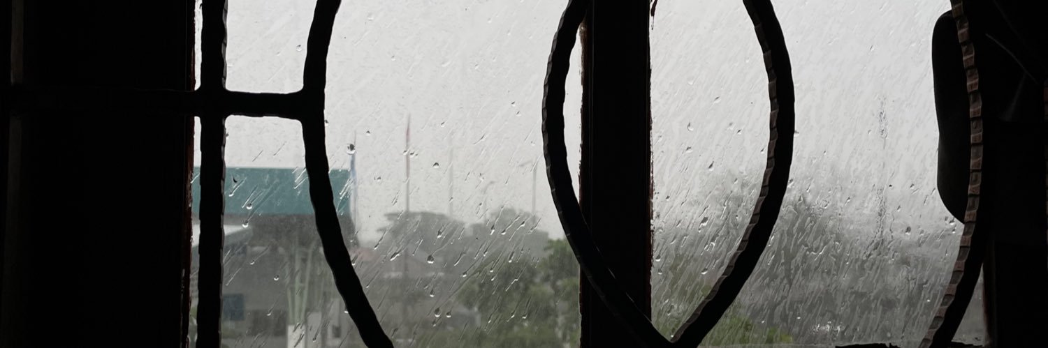k banner