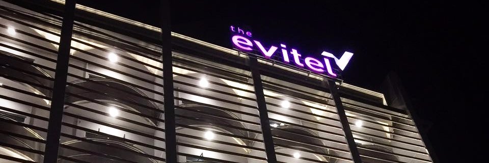 evitelbatam's profile banner image