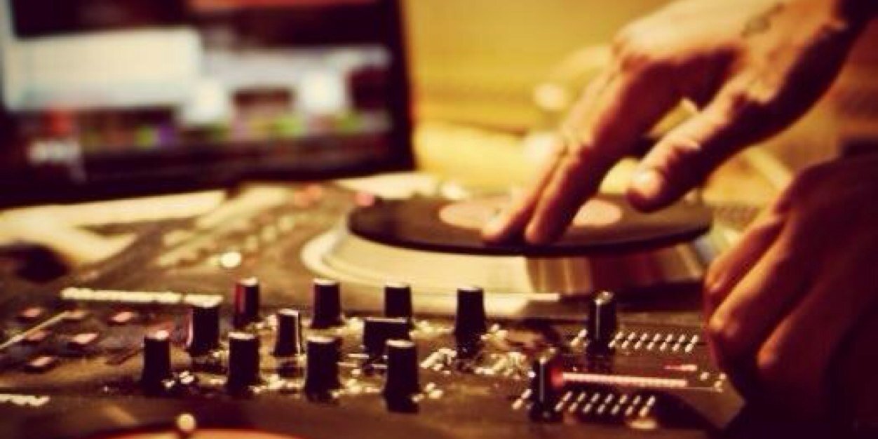WHINE IT UP MIXTAPE banner