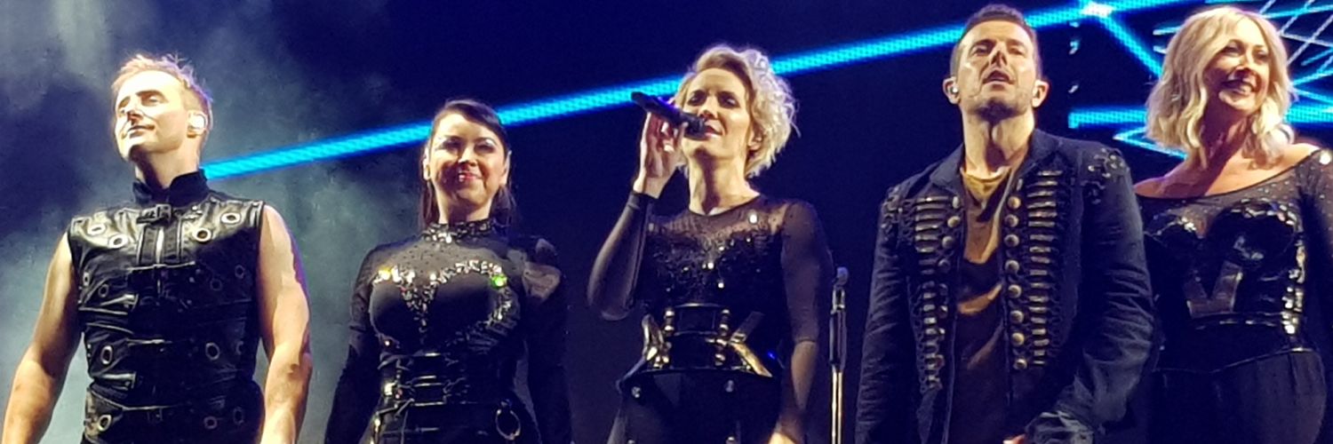 vicky_powis's profile banner image