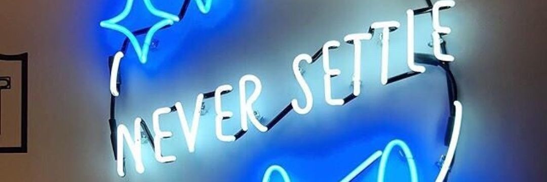leannevalee's profile banner image