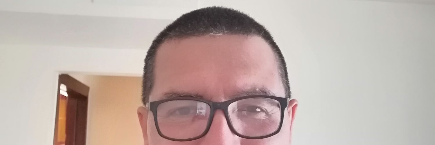 pelucas61's profile banner image