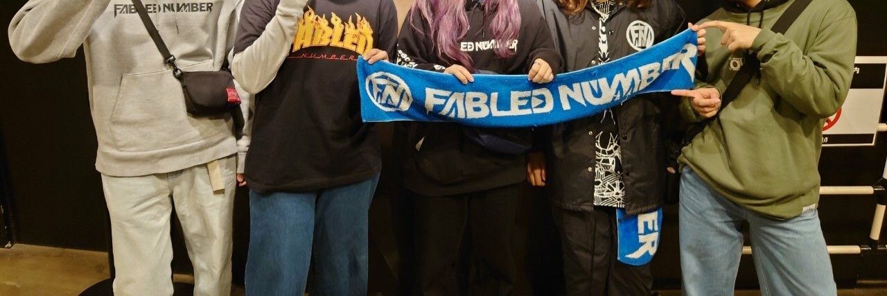 moe20010402's profile banner image