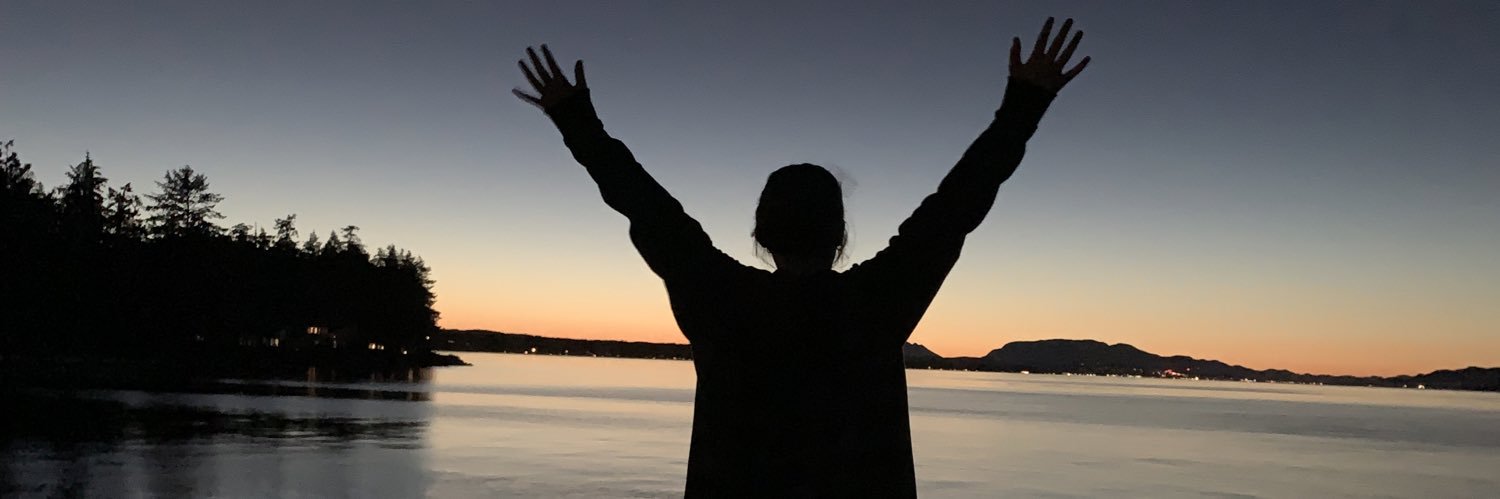 SueUrie's profile banner image